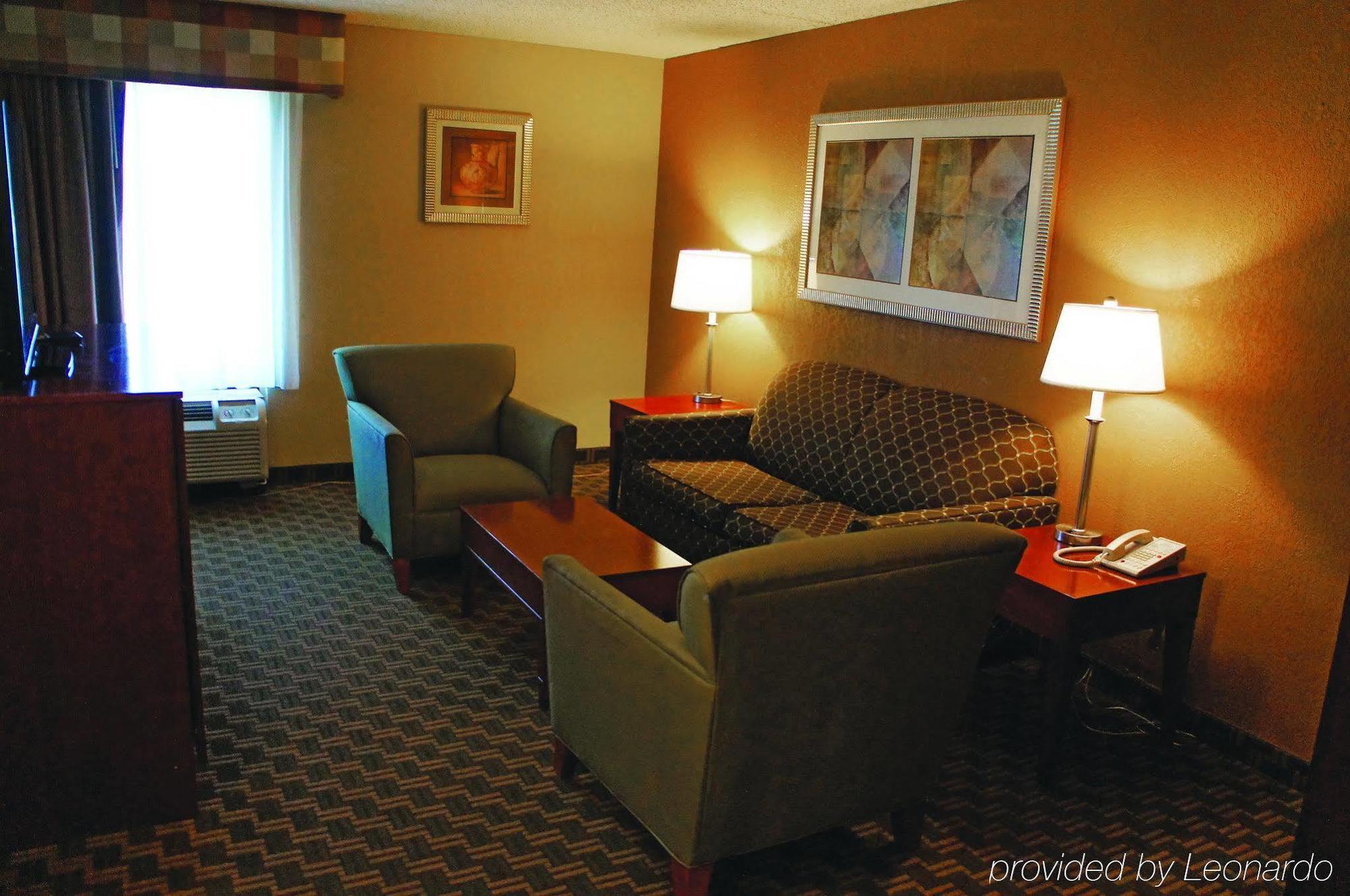 Hotel La Quinta By Wyndham Cleveland Airport West North Olmsted Exterior foto